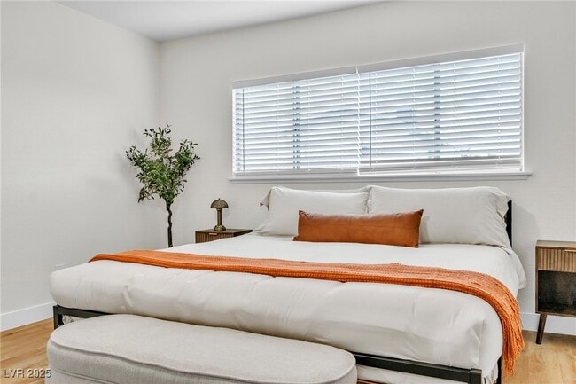 Photo - 425 Golden Valley Dr