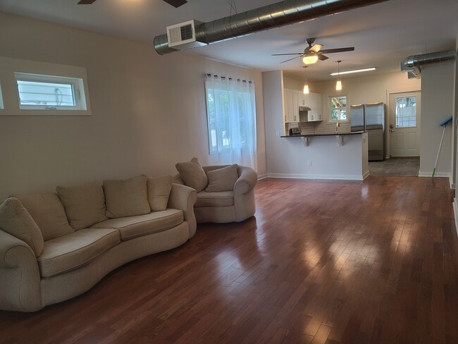 Photo - 1015 Watson St SW Unit 1