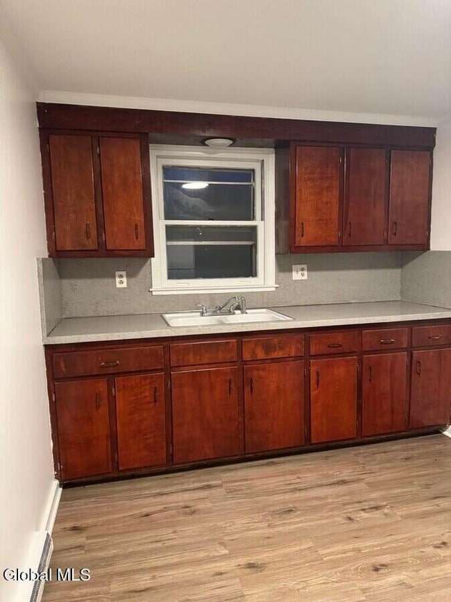 Photo - 52 Laing St Unit Apt 2