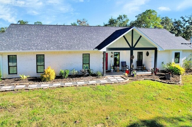 Photo - 295 County Rd 687