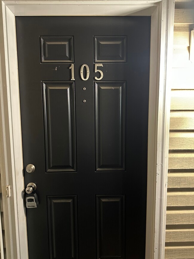 Photo - 623 Wyndhurst Dr Unidad 105