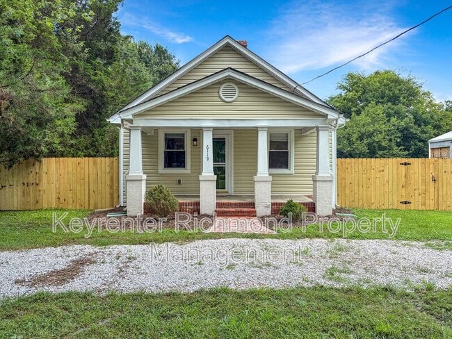 Photo - 6119 Howell Dr House