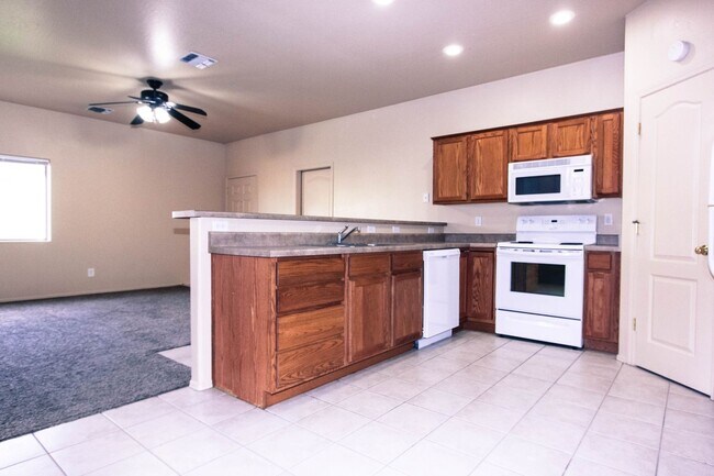 Photo - 4400 N Phillip Dr Unit #B