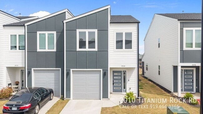 Building Photo - 2010 Titanium Rock Rd