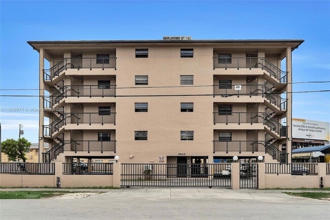 Photo - 3945 SW 89th Ave Unit 201