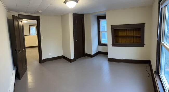 Photo - 145 South St Unit B