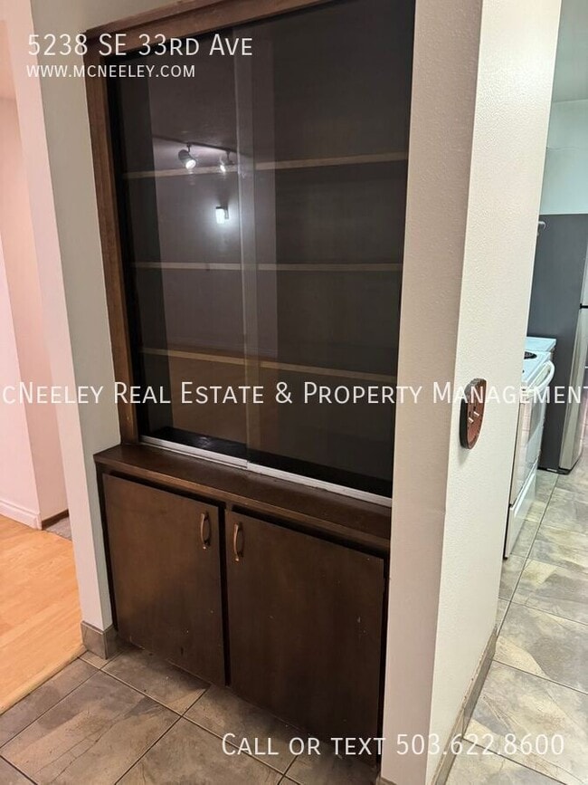 Photo - 5238 SE 33rd Ave