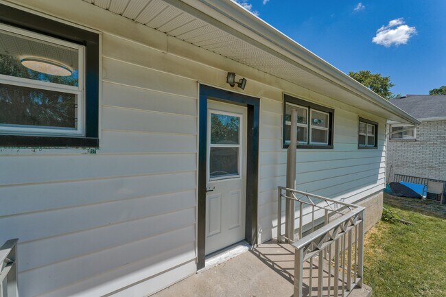 Photo - Beautiful 2 Bedroom Basement Apartment – All Utilities & Parking Included – $2,049/month Unit 2