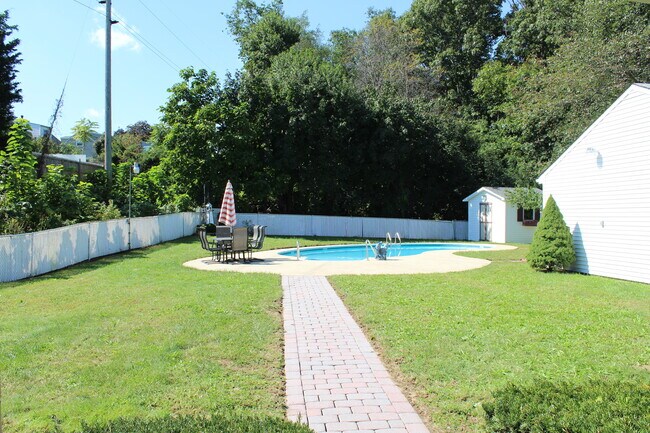 Photo - 67 Ernston Rd