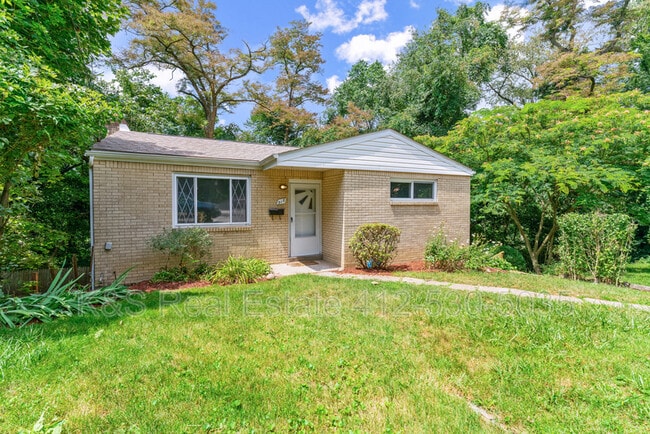 Building Photo - 318 McCutcheon Ln