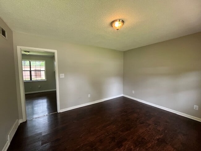 Photo - Renovated 3 Bedroom 1 Bath Home for Rent!!