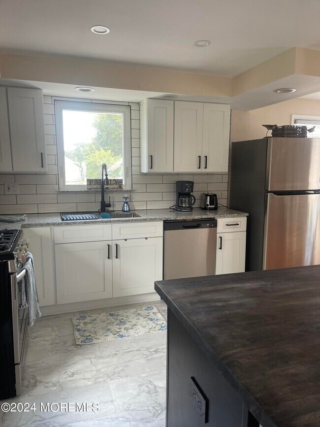 Photo - 1407 River Rd