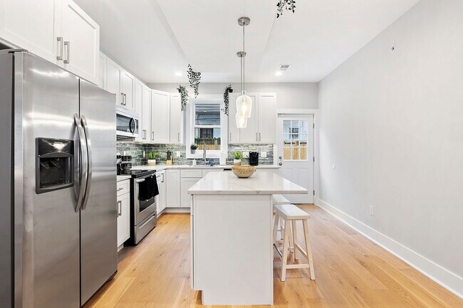 Photo - 2235 E William St House