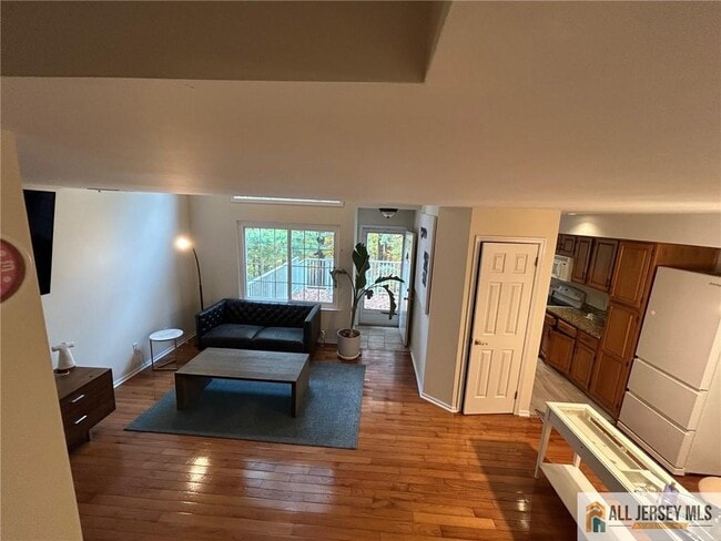 Photo - 31 Encampment Dr