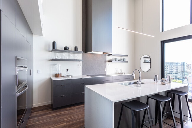 2 habitaciones, 2 baños - 1,640 pies cuadrados - Cocina - Aperture