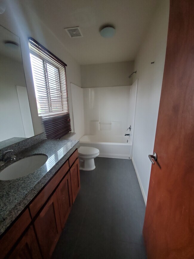 Photo - 3700 S Radisson Ave Unidad 2