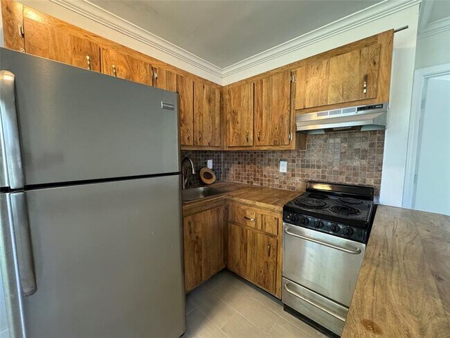 Photo - 5162 NE 6th Ave Unit 324