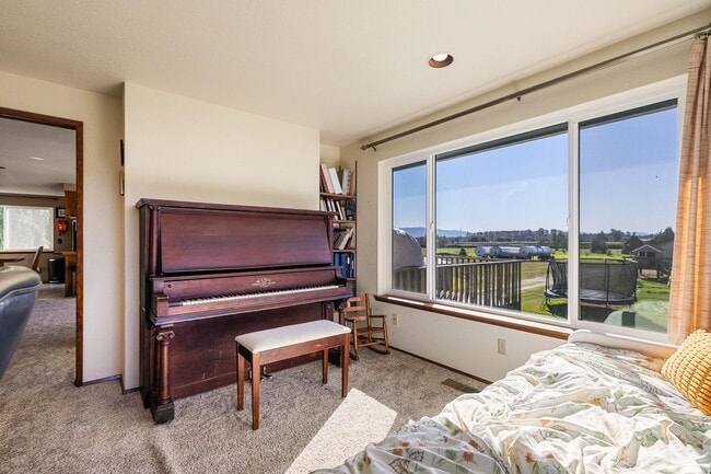 Photo - 197 Bay Lyn Dr