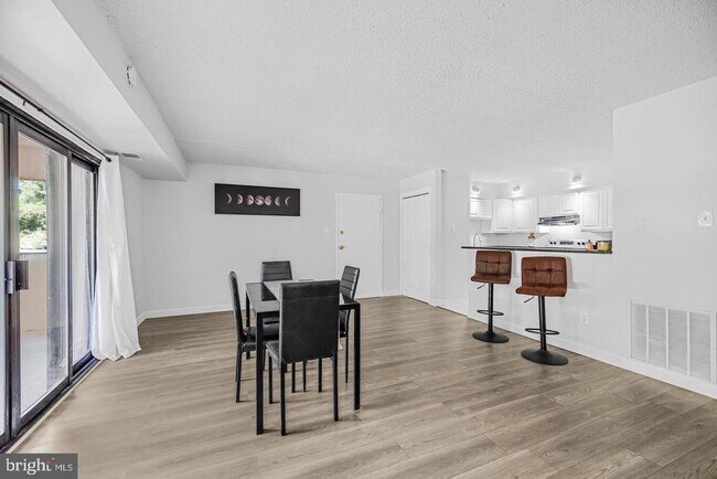 Photo - 3808 Laramie Pl Unidad 126F