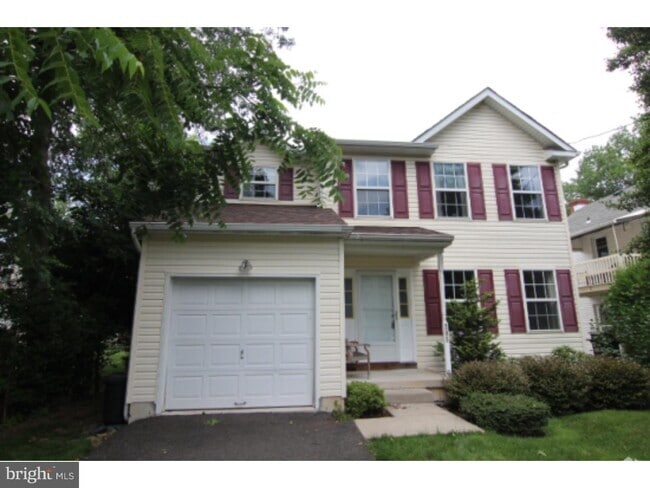 Building Photo - 209 Lancaster Ave Rental