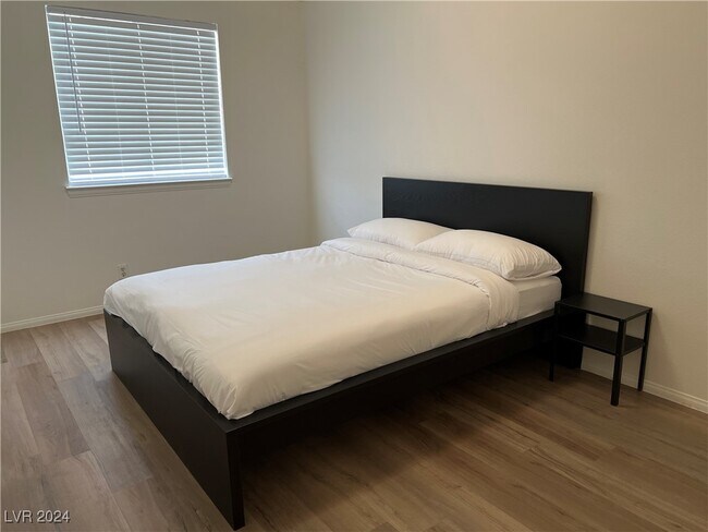 Photo - 8305 Aspenbrook Ave