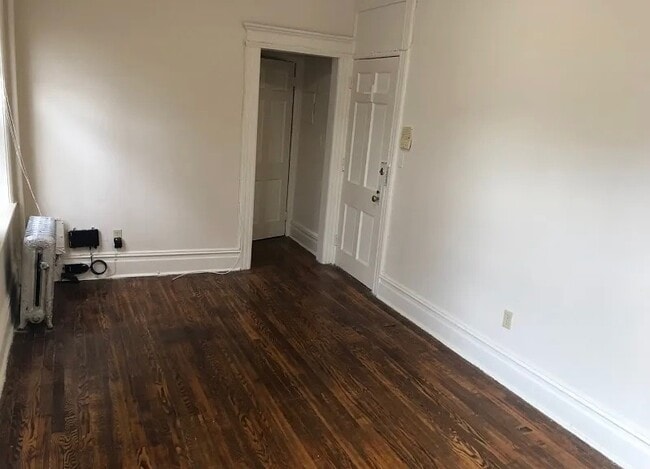 Photo - 570 Bloomfield Ave Unit APT 4