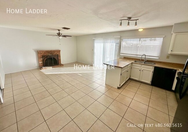 Photo - 2311 W Olla Ave