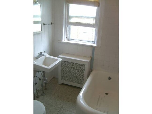 Photo - 8107 Germantown Ave Unit 2nd Fl