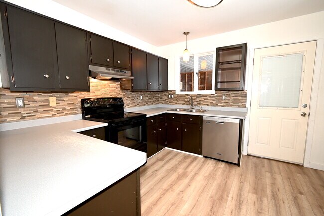 Photo - 2943 Langley Crescent Unité 1