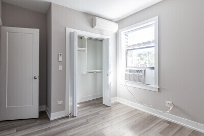 Photo - 3937 N Janssen Ave