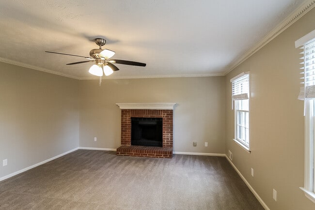 Photo - 4861 Hull Rd SE