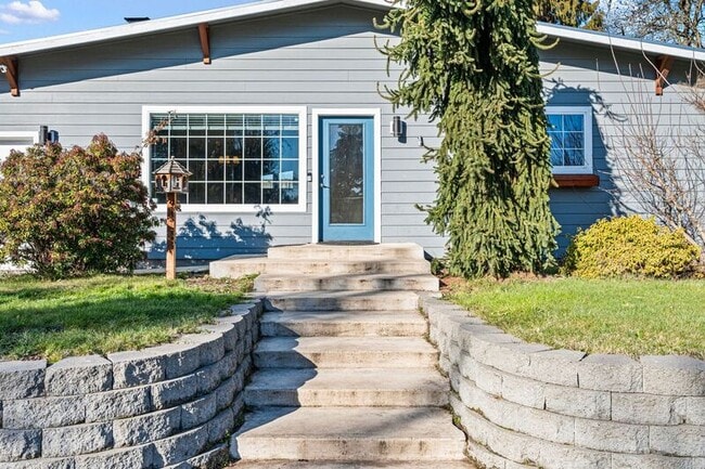 Photo - 2577 Elysium Ave
