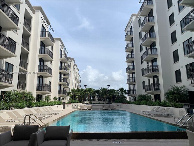 Photo - 301 Altara Ave Unit 635