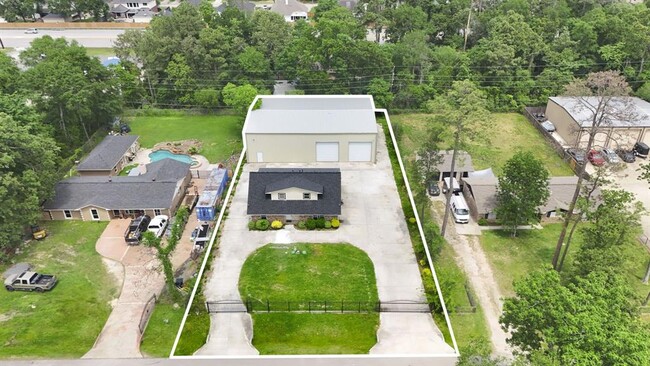 Photo - 1903 Pinewoods Way House