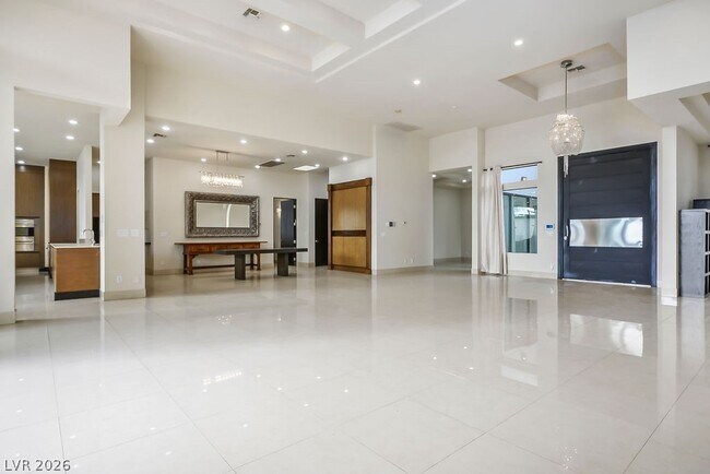 Photo - 7434 Yonie Ct