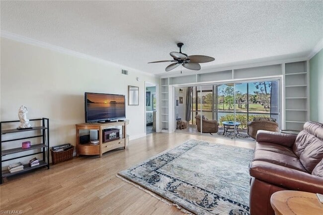 Photo - 4564 Andover Way