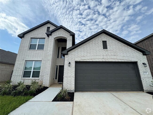 Building Photo - 27231 Blue Pool Dr Rental