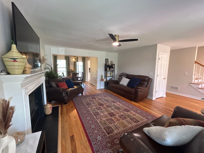 Room in House on Kennesaw Dr
