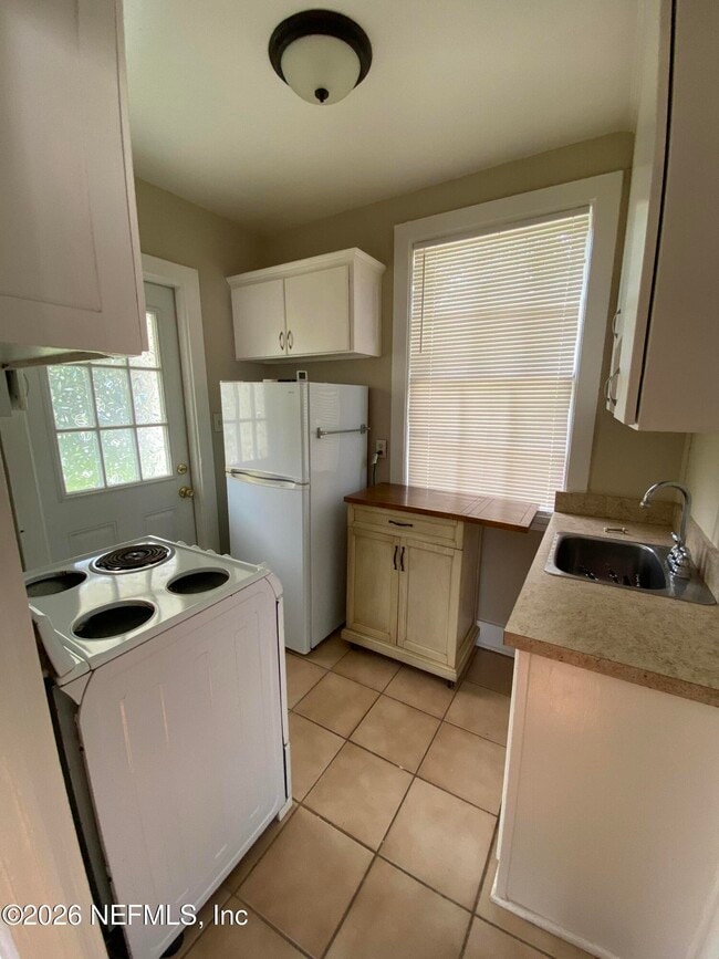 1535 Parkwood St Unit 3
