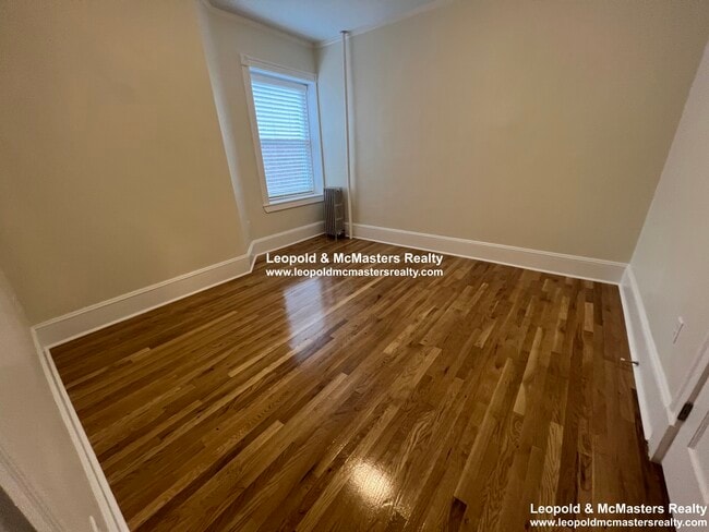 Building Photo - 1695 Beacon St