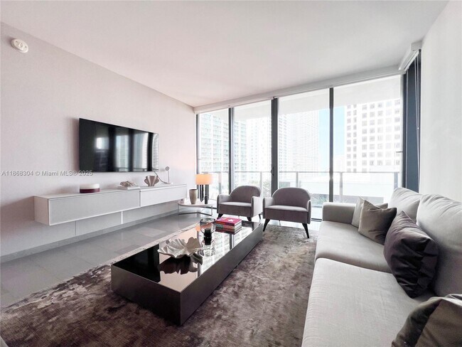 Photo - 68 SE 6th St