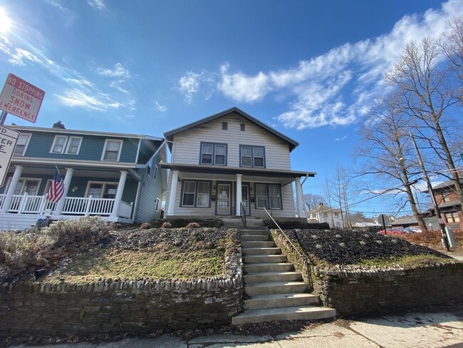 Photo - Indianola Ave 2777-2779 LAMT Unit 2779