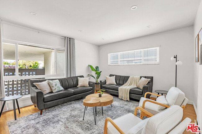 Photo - 15006 Burin Ave