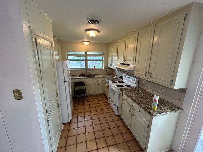 Photo - 3 Bedroom 2 Bath House in Corpus Christi!