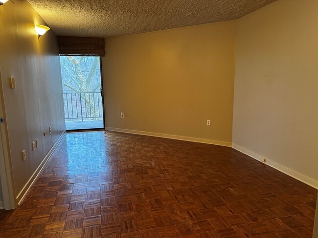 Primary Bedroom - 19 Rock Hill Rd Unit 2C