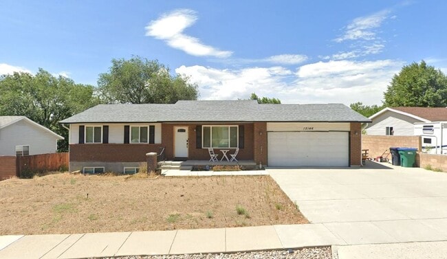 Great 5 Bed 3 Bath Remodeled Home - Great 5 Bed 3 Bath Remodeled Home