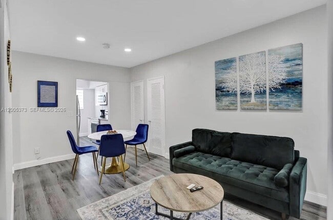 Photo - 10006 E Bay Harbor Dr Unit 13