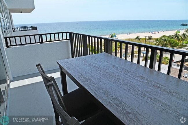 Building Photo - 525 N Ocean Blvd Unit 923 Rental