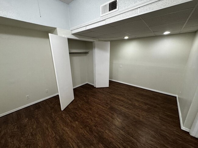 Photo - 103 E Central Ave