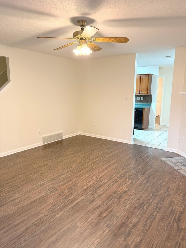 Photo - 6797 The Willows Cove